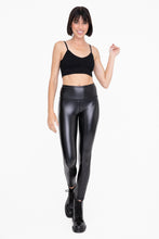 Load image into Gallery viewer, Glossy Liquid Front Pocket Legging
