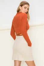 Load image into Gallery viewer, Fergie Sweater Crop
