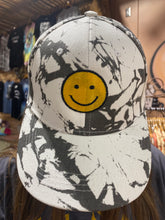 Load image into Gallery viewer, Smiley Face Hat
